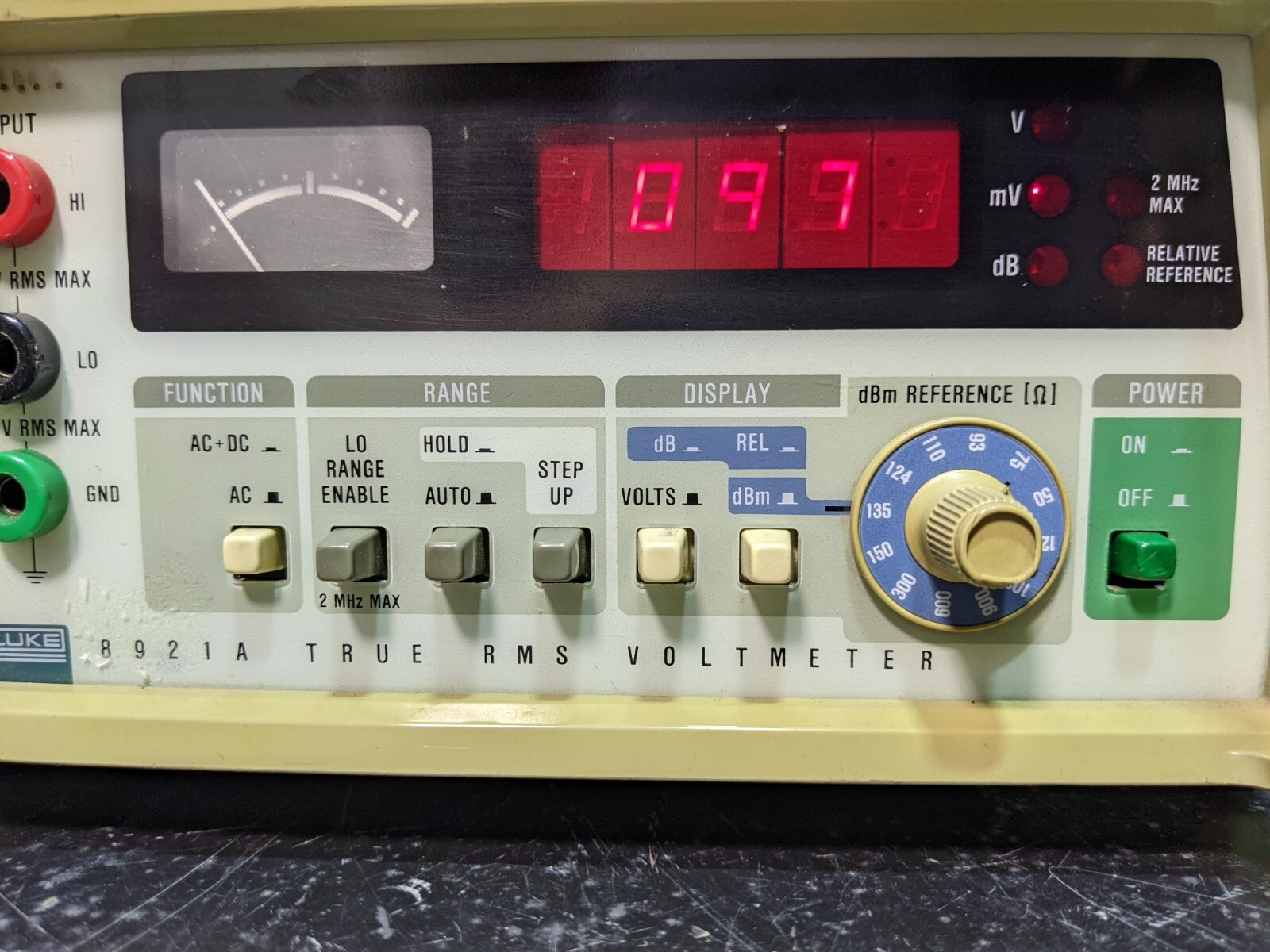 Fluke 8921A True RMS Voltmeter / 30 DAY GUARANTEE
