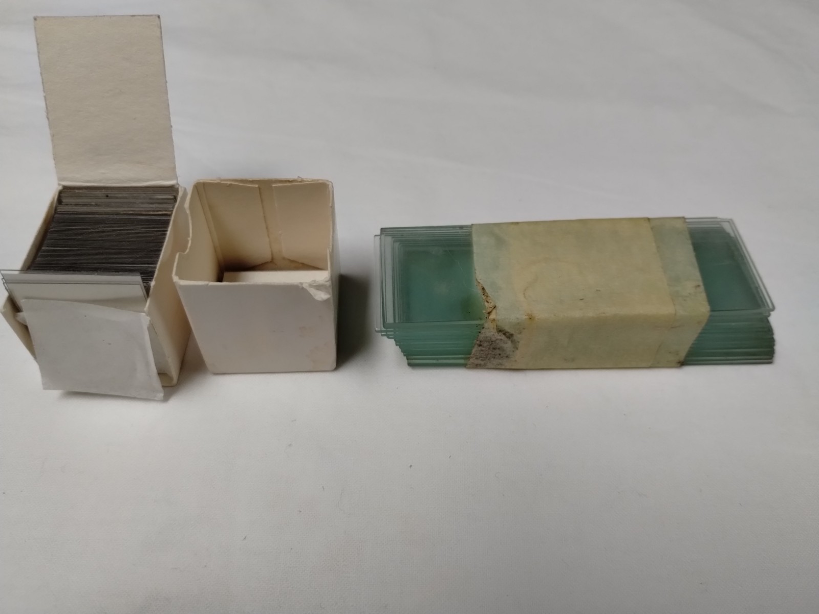 14 - Microscope Slides & 100 Plastic Cover Slips For A Science Lab or Hobbyists