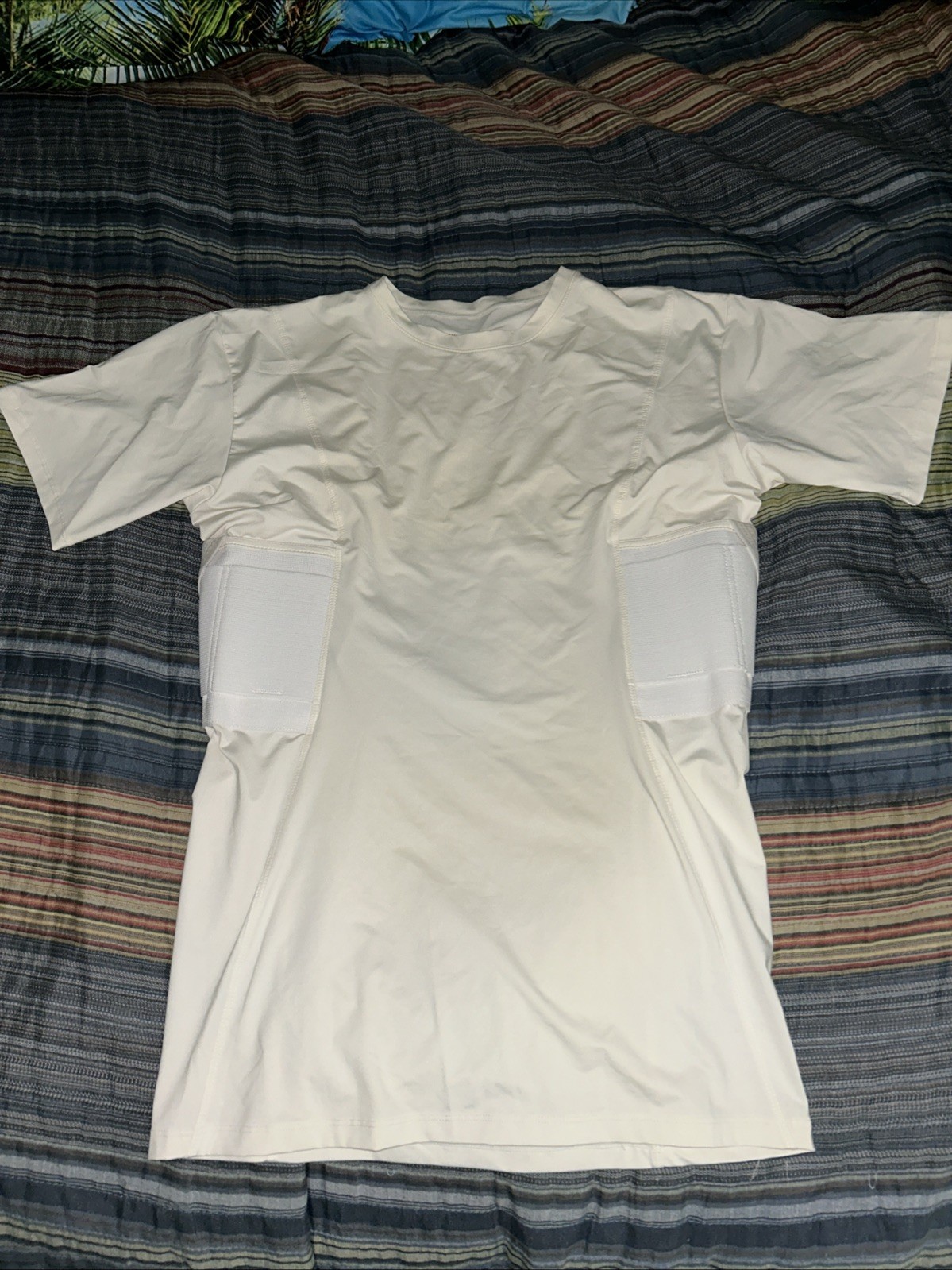 MENS Undertech Undercover Concealment Holster Compression Shirt Police Miltary￼