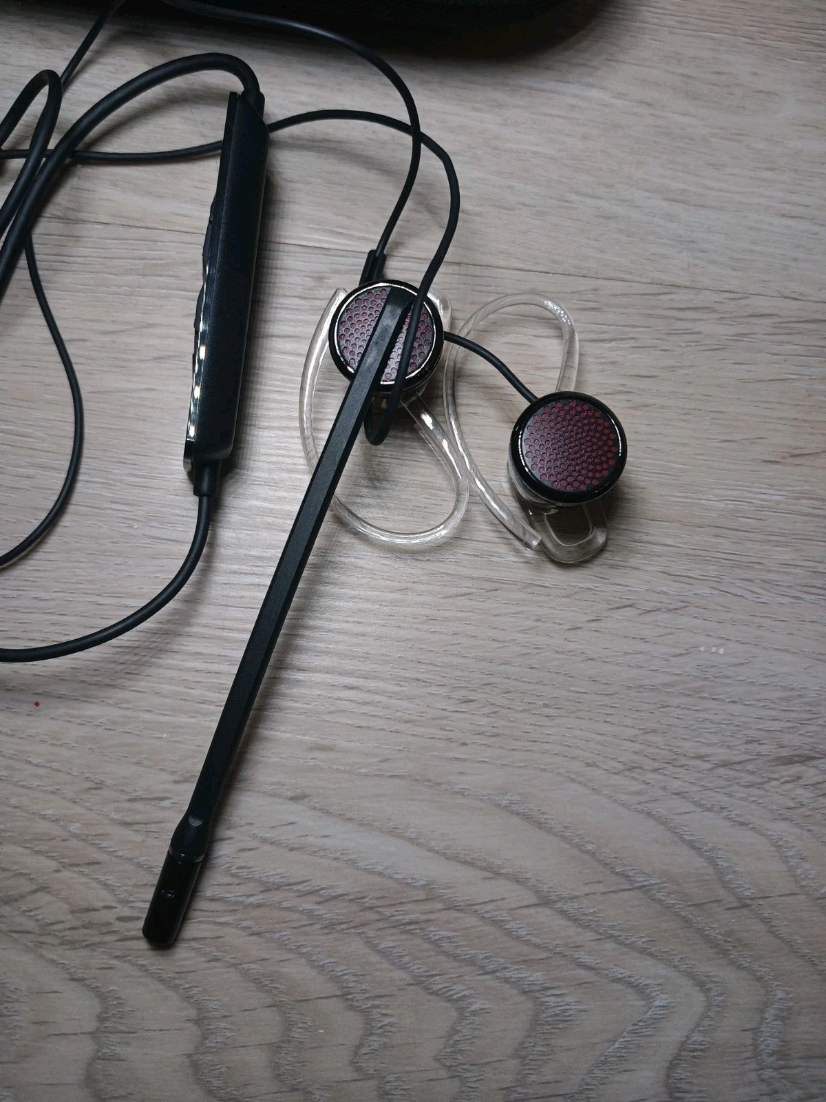 Plantronics Blackwire C435-M Modular USB Headset with Travel Case