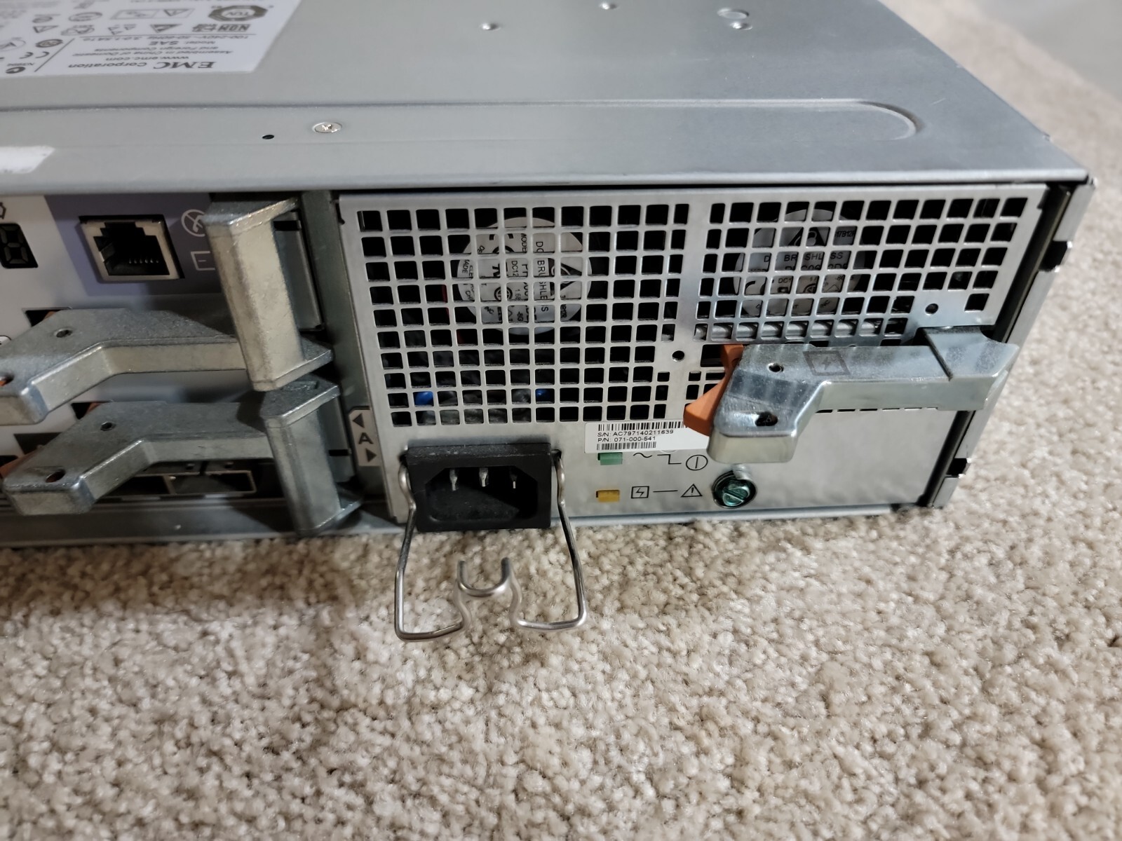 EMC SAE Hard Disk Expansion Array 100-562-964 2.5"
