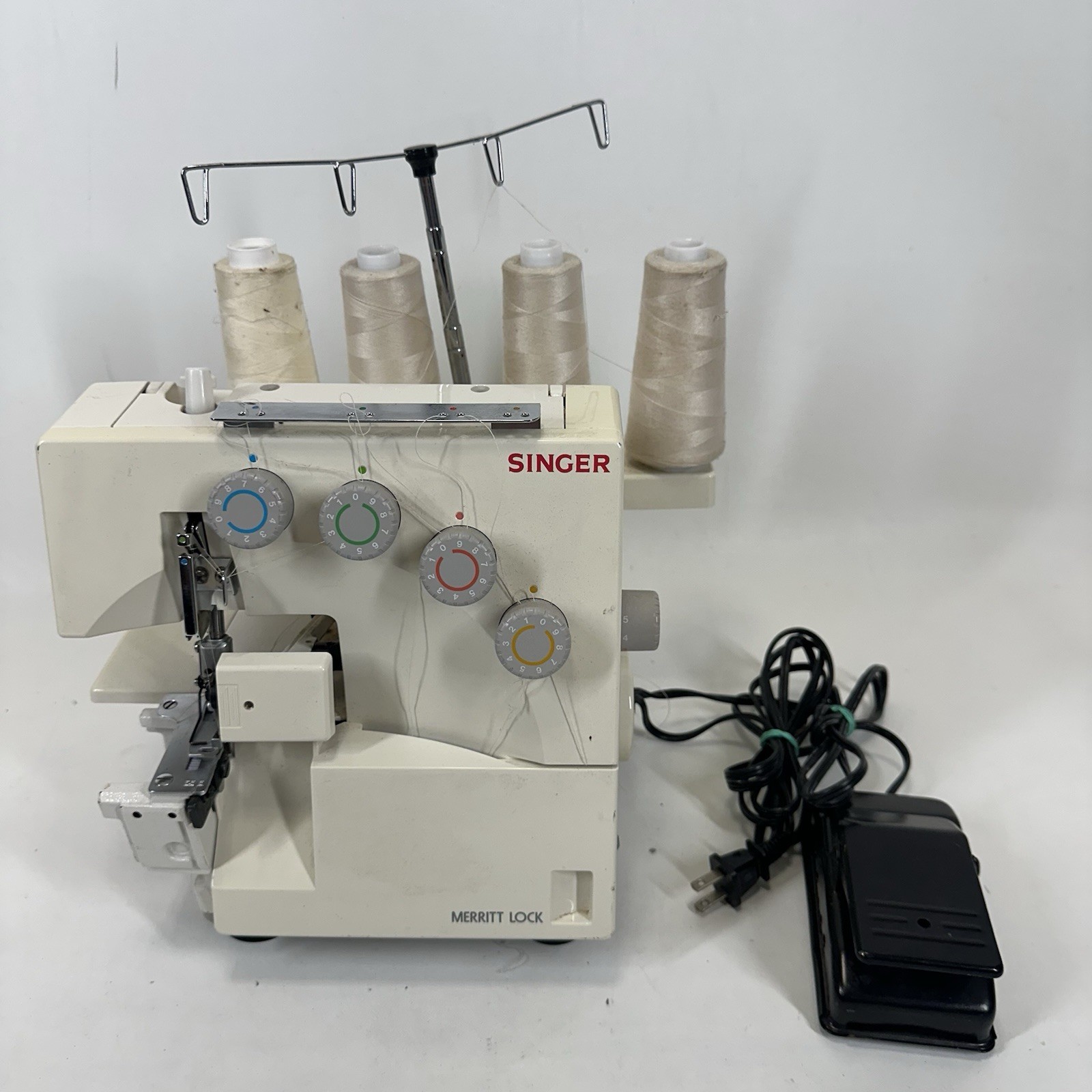 Singer 14U344B Merritt Lock Serger Sewing Machine With Foot Pedal