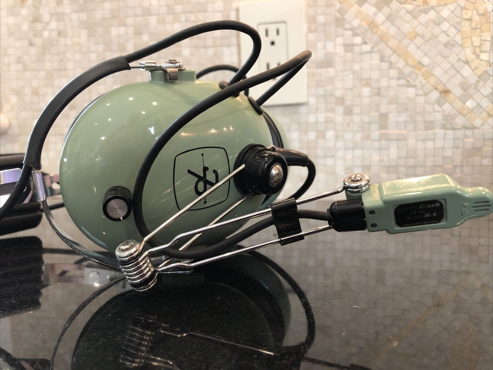 David Clark Model H10-40 Aviation Headset with M4 Microphone perfect condition