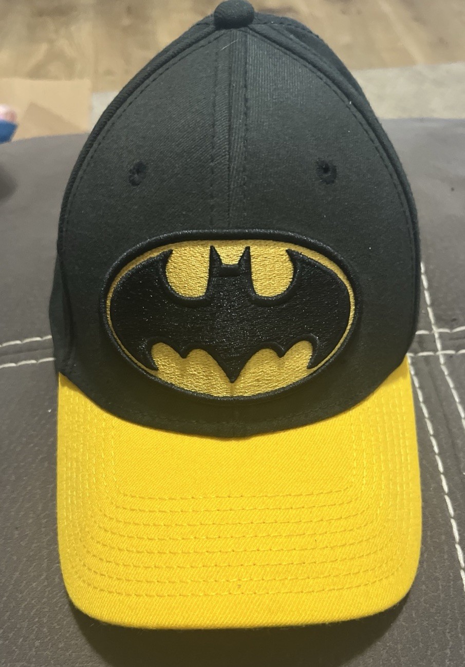 Batman Hat Black/ Yellow 39Thirty New Era Fitted Hat Size Medium-Large