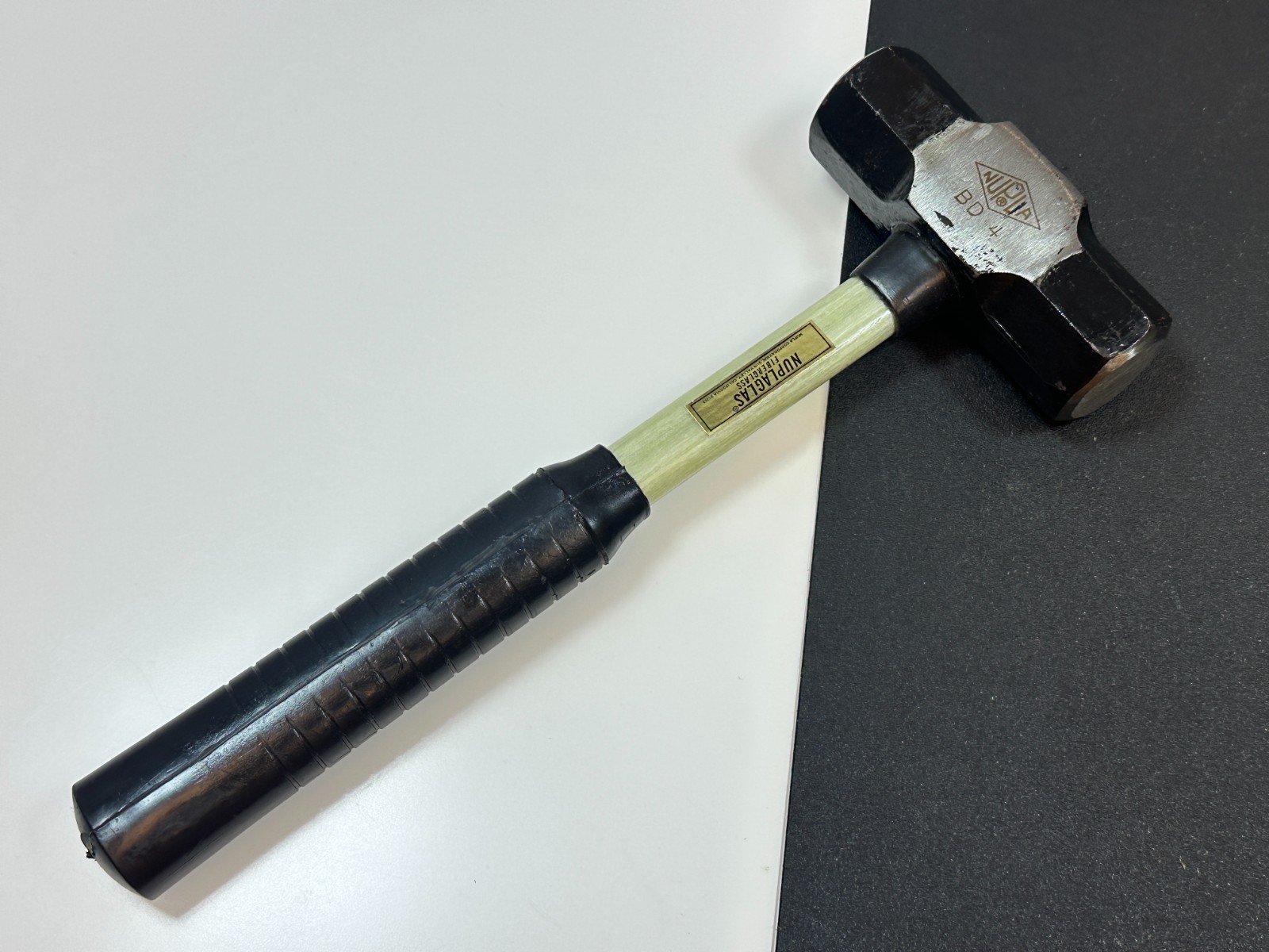 🇺🇸 NUPLA Tools USA BD4 4lbs. Sledge Hammer, Fiberglass Handle, NOS NEW