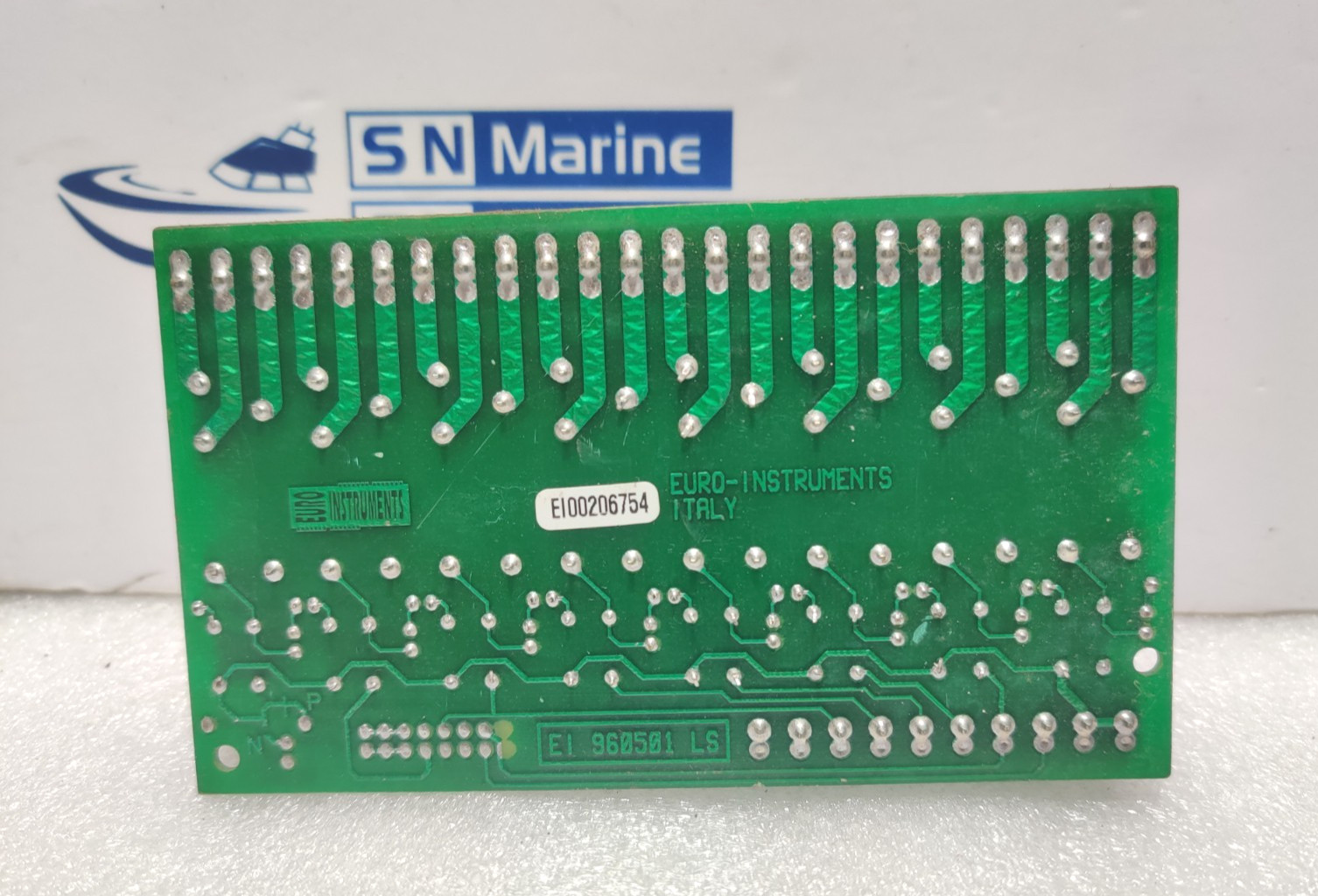 Euro Instruments 960501 LS Mechanical Relay Module