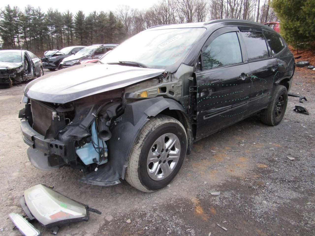 TRAVERSE 2016 Glove Box 1028605