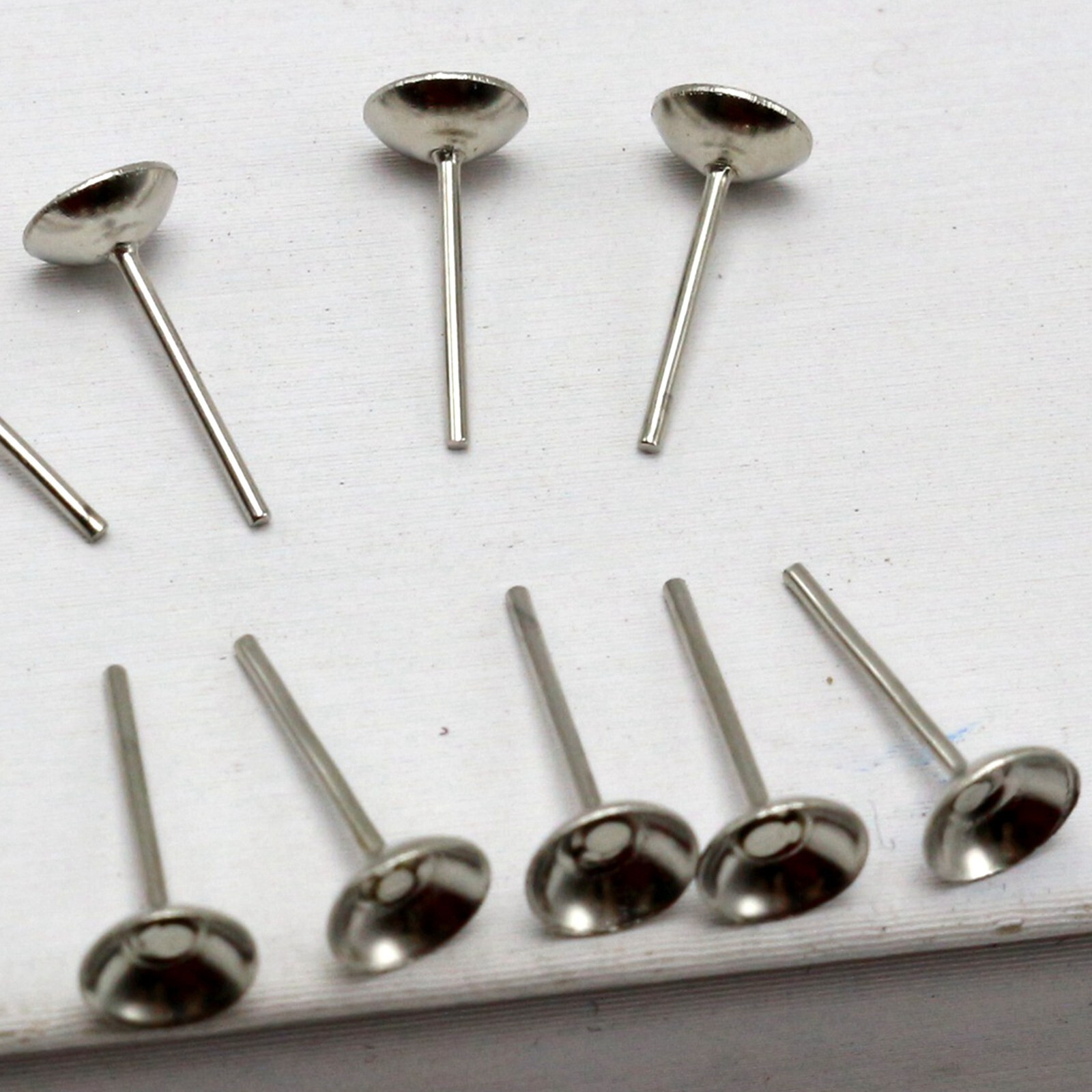 200 pcs Silver Blank Round Cup Peg 6mm Earring Stud Ear Post Pin with Stopper
