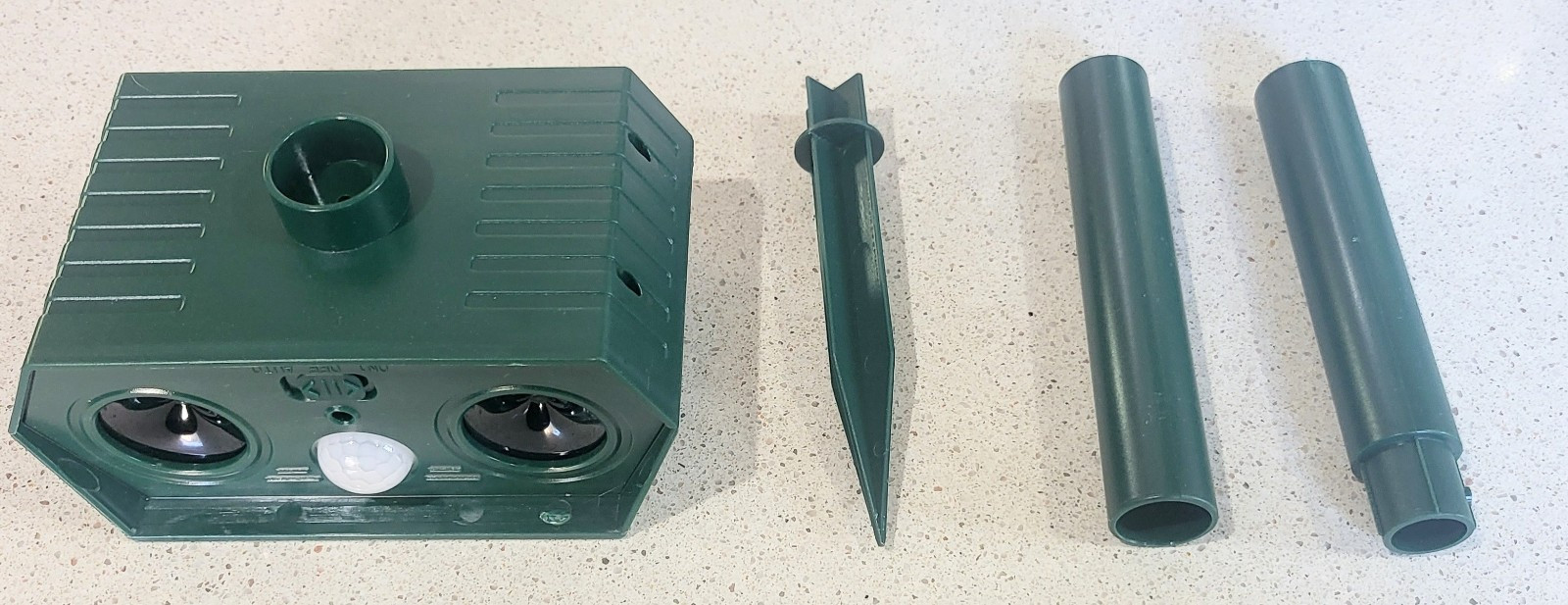 Solar Ultrasonic Animal Repellent Dog Cat Weasel Birds Raccoon/Outdoor ✍️✍️