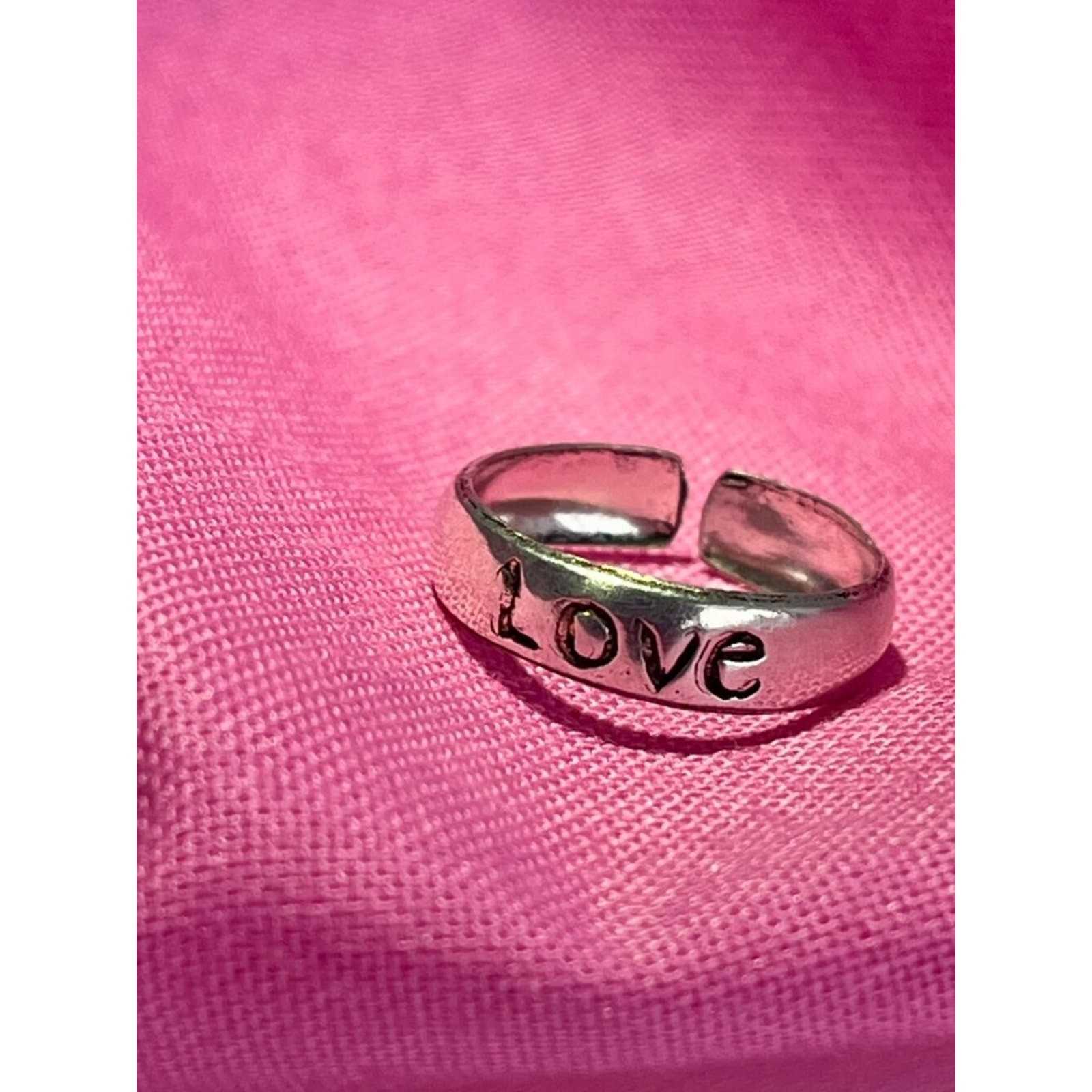 Love Toe Ring