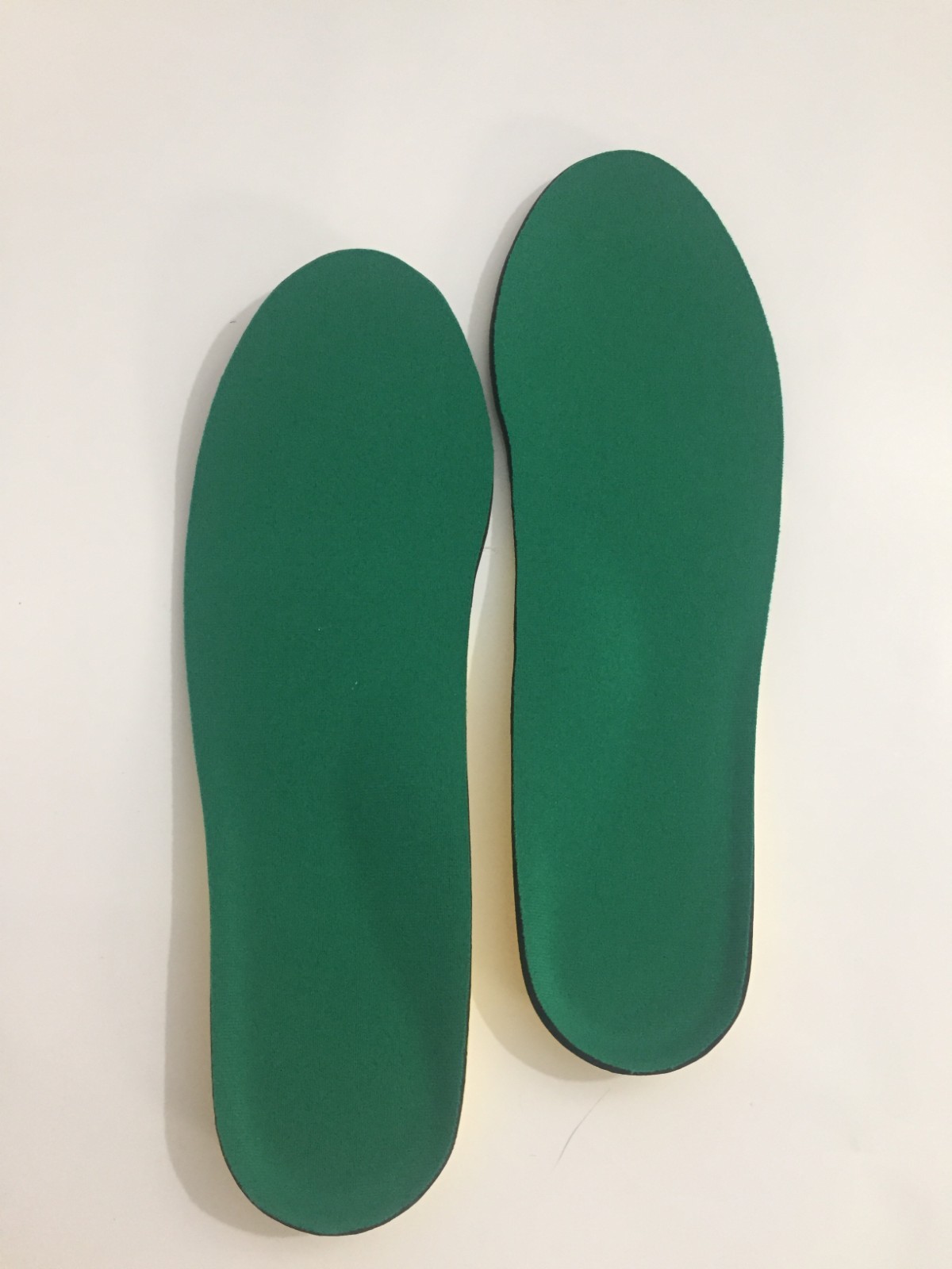 Spenco Polysorb Cross Trainer Athletic Cushioning Arch Support Insole System