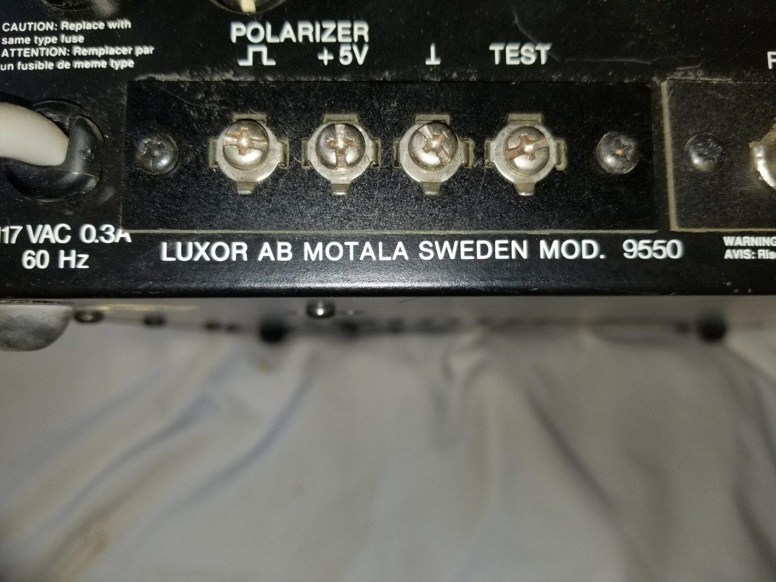 Luxor Satellite Controlled Receiver 9550 Untested but Powers On