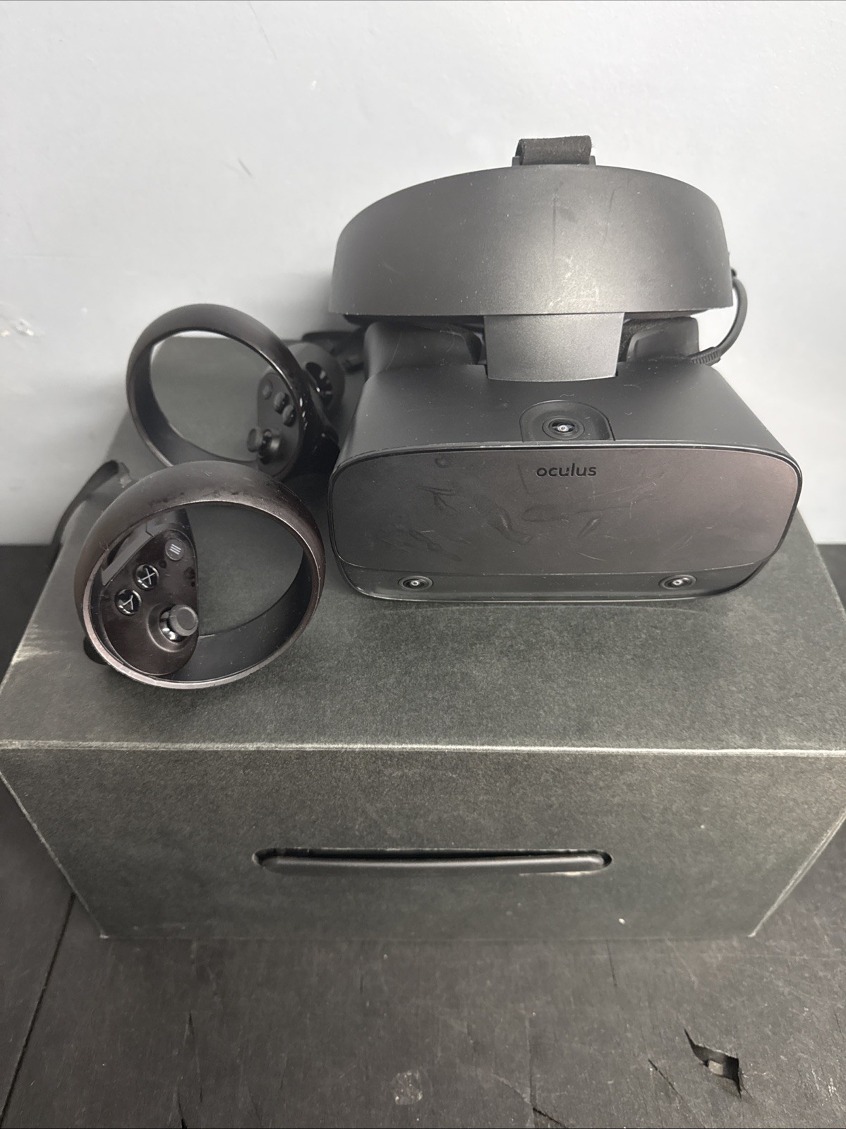 Oculus Rift S Controllers and Headset W/ Box UNTESTED!