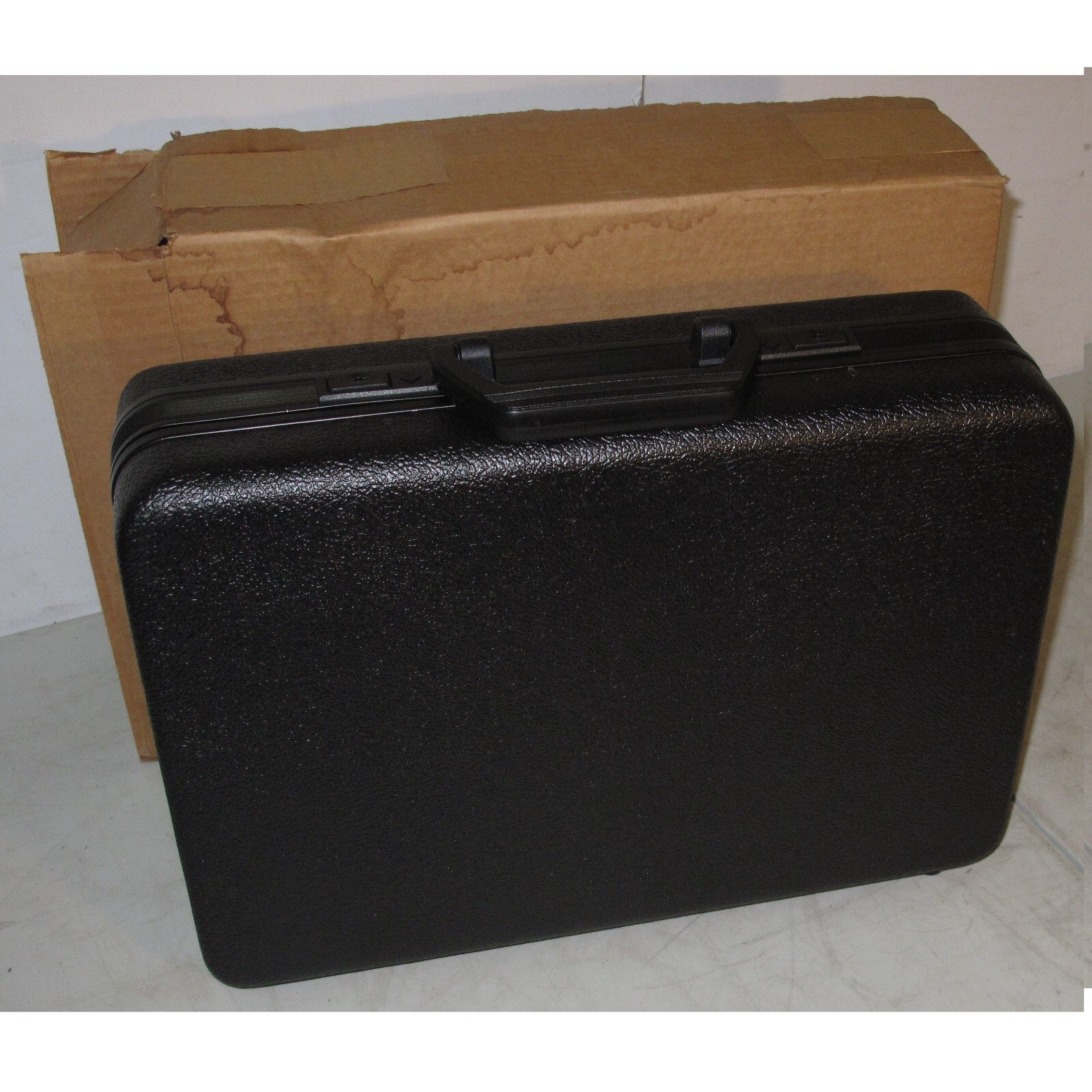 Navy Dispatch Brief Case 17x13x5 Modular Plastics USA Made Lightweight Hard Case