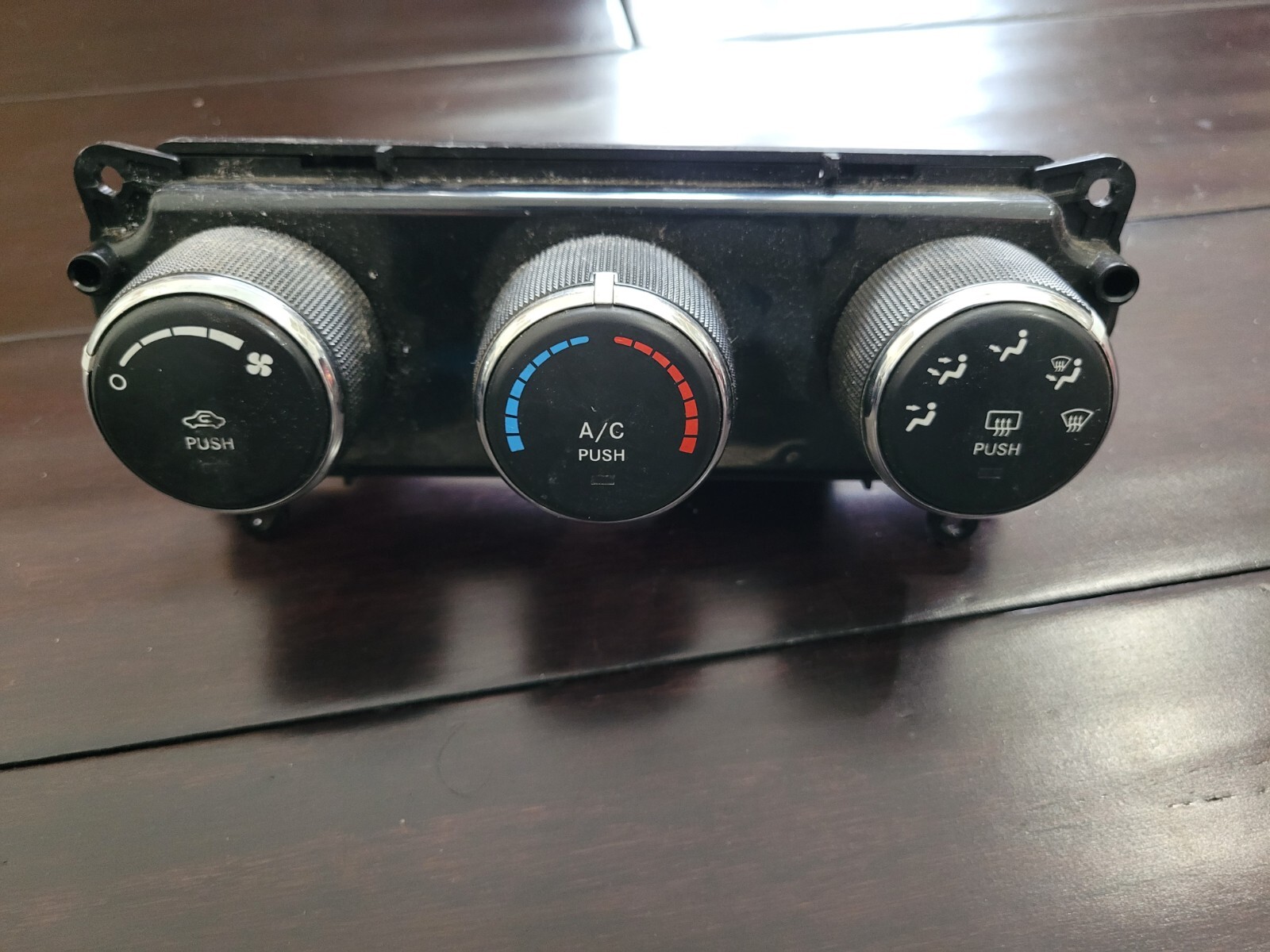 USED 2009-2011 Dodge Journey Heater Control P55111950AD/AB