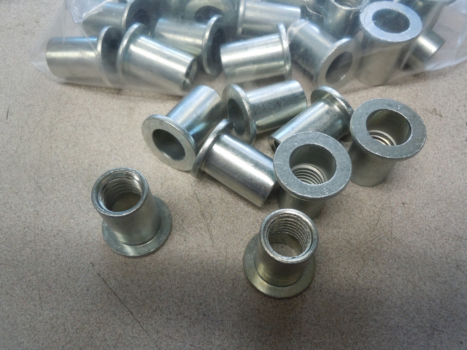 1/2-13 rivnut lot of 25 rivet nut