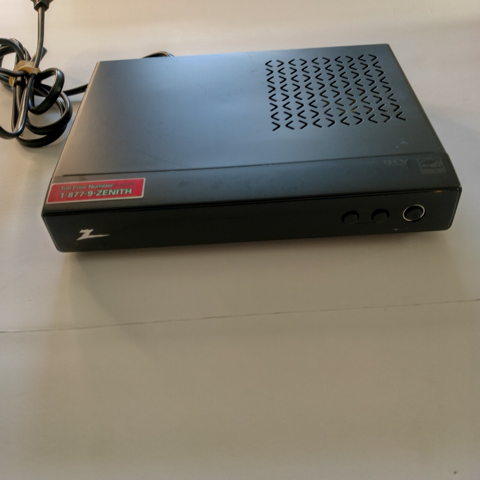 Zenith Model DTT901 Digital TV Tuner Converter Box HD DTV *NO REMOTE*