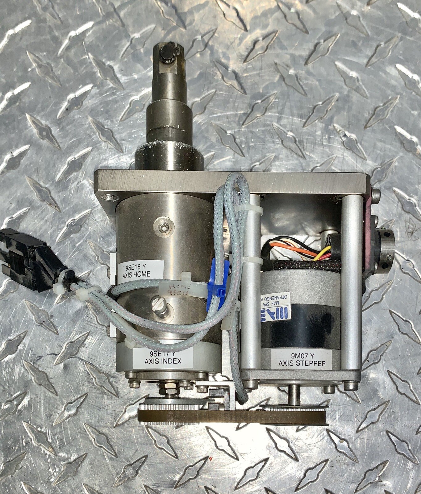 DEK 265 LT / GSX X Forward Screen Home Alignment Actuator Assembly