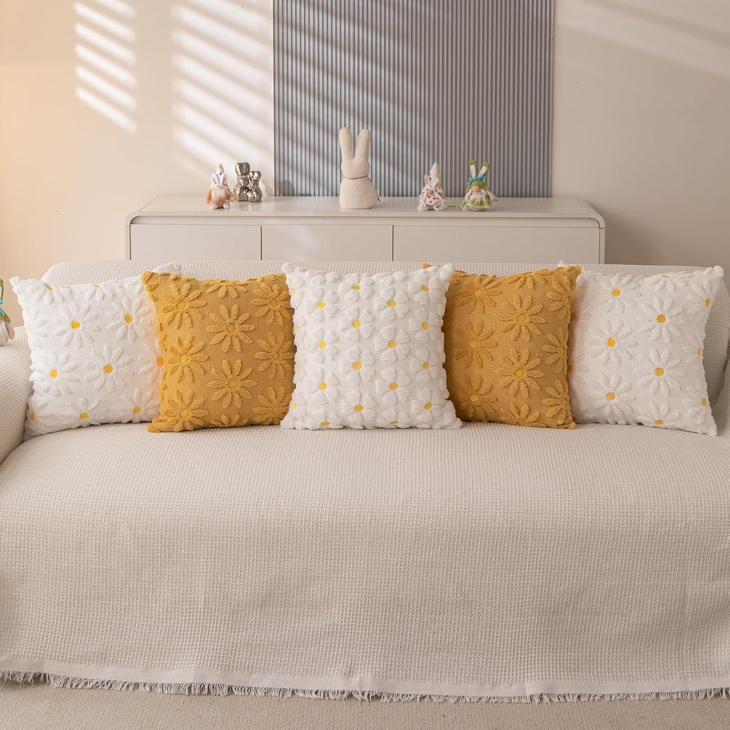 Spring Summer Pillow Covers 18X18 Inch Set of 2 White Daisy Flower Outdoor Farmh