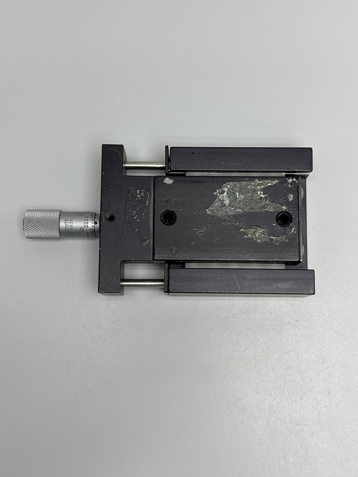 Linear Positioning Stage 2 5/8" x 2 5/8" w/Starrett 463 Micrometer