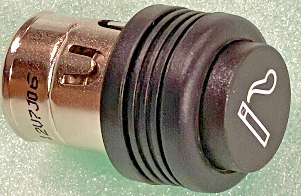 GENUINE MASERATI GRAN TURISMO,GHIBLI,QUATTROPORTE CIGARETTE LIGHTER 2008-2018