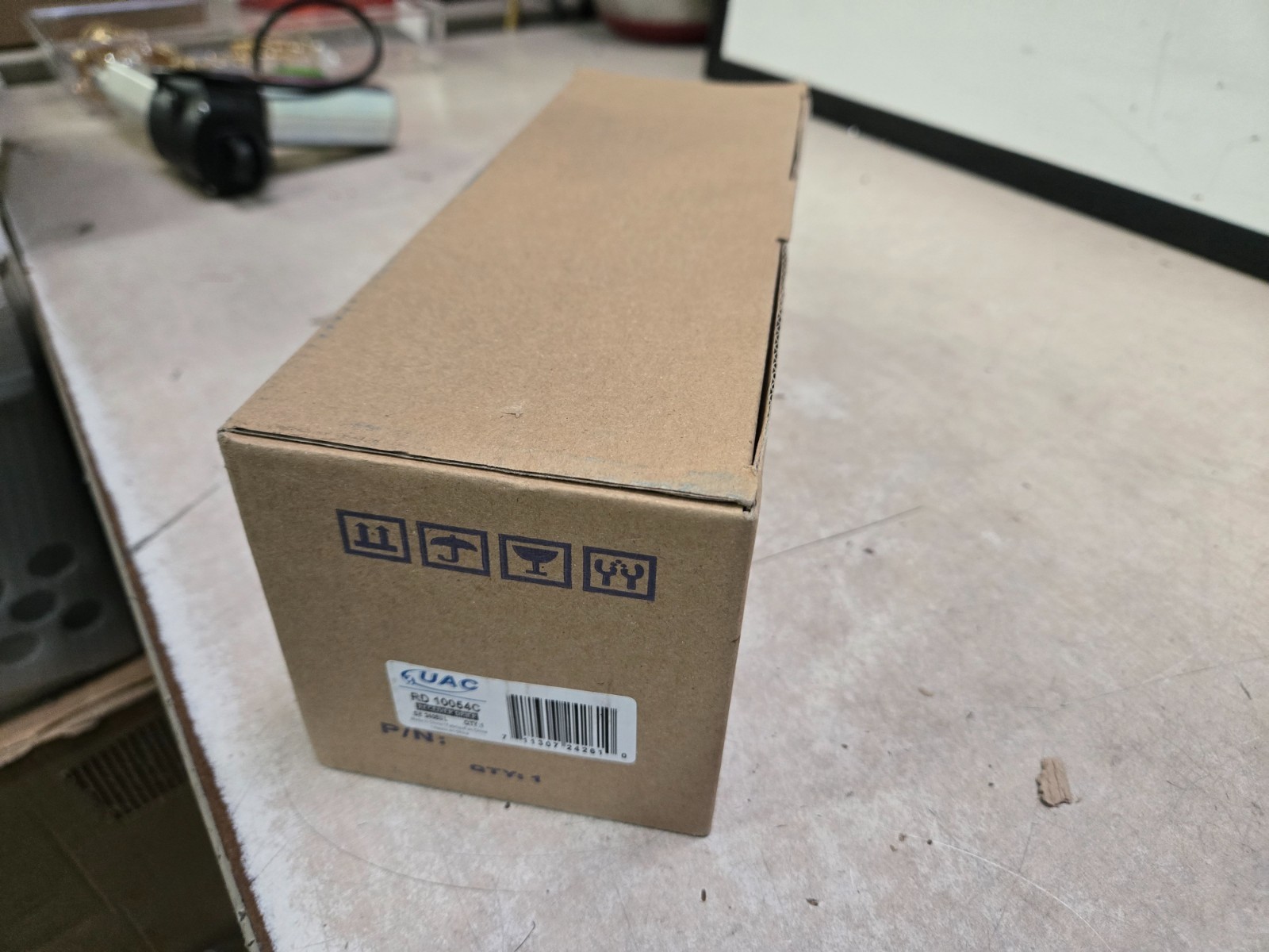 A/C Accumulator-Accumulator Pad Mount UAC RD 10054C