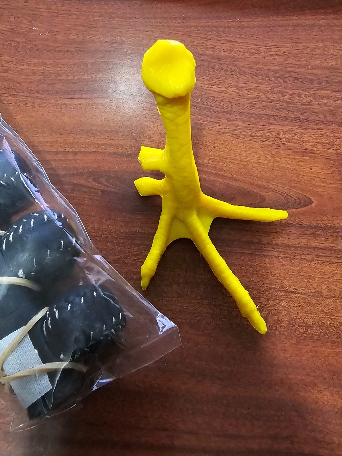 Poultry Rooster Chick Pata de Plastico leg Plastic ..