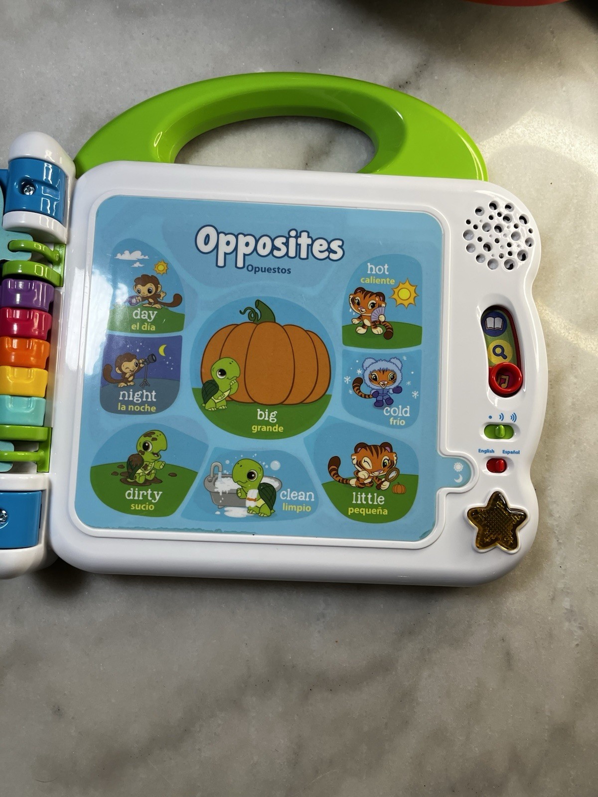 LeapFrog Learning Friends 100 Words Book Bilingual English Spanish Interactive