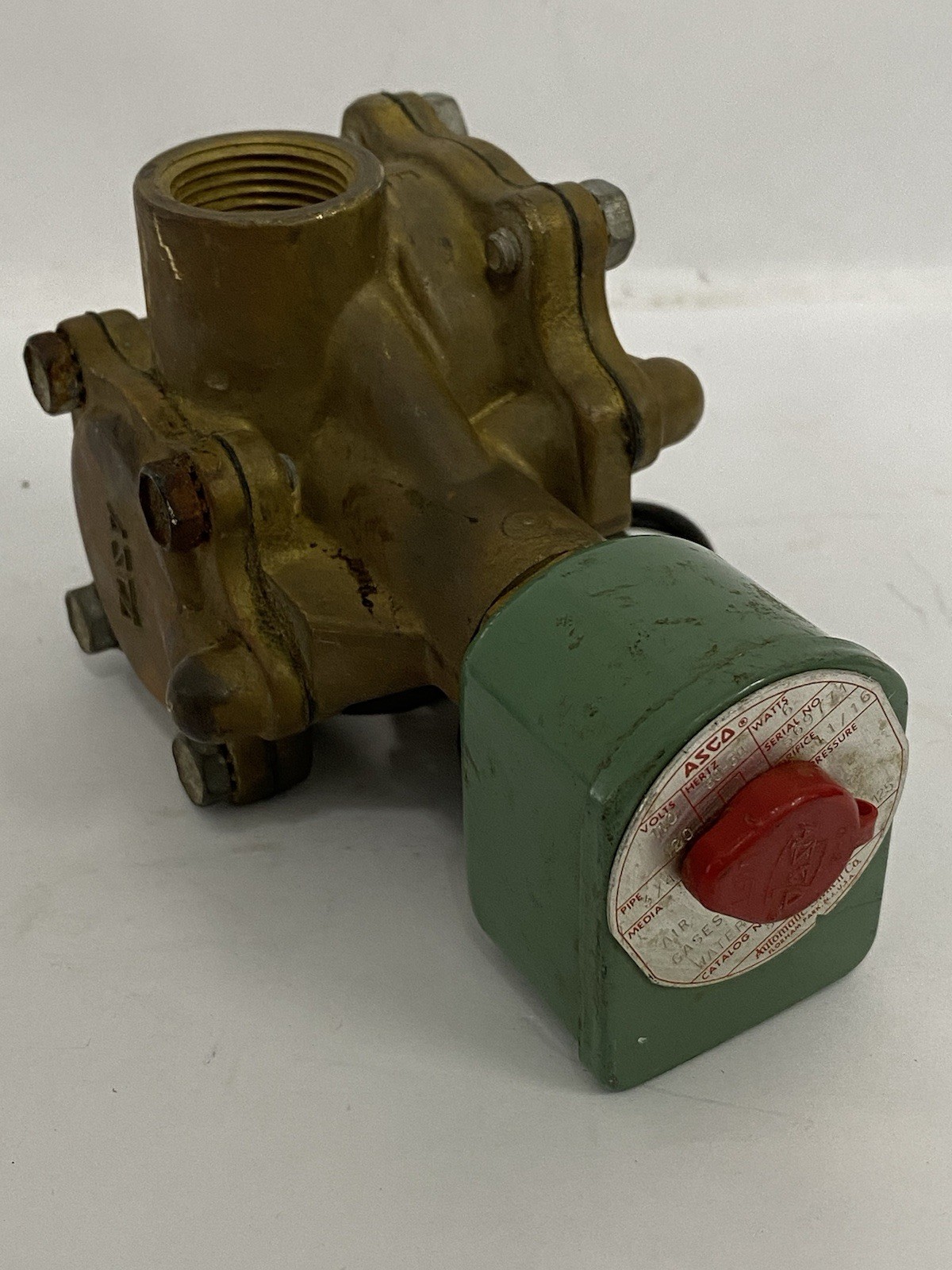 ASCO 8316at6 Solenoid Valve  3-way 125psi