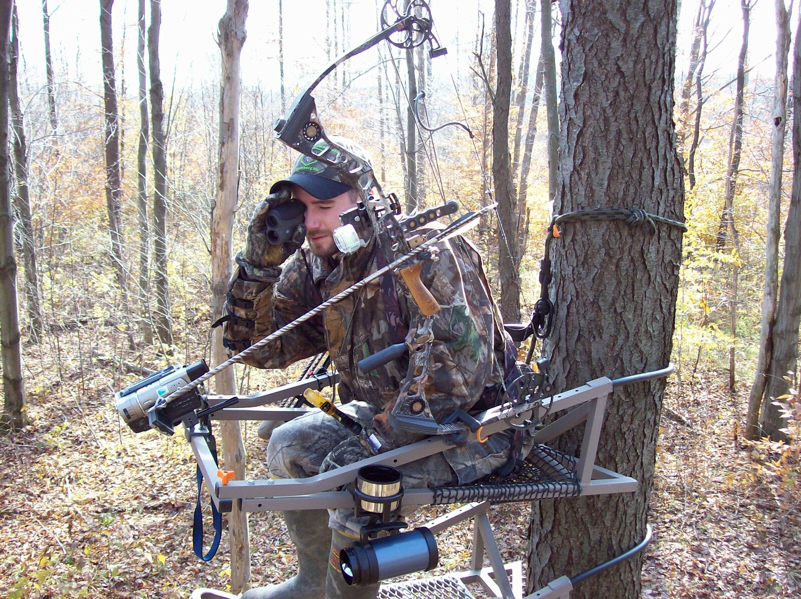 High Point Products Black Max Bow Holder