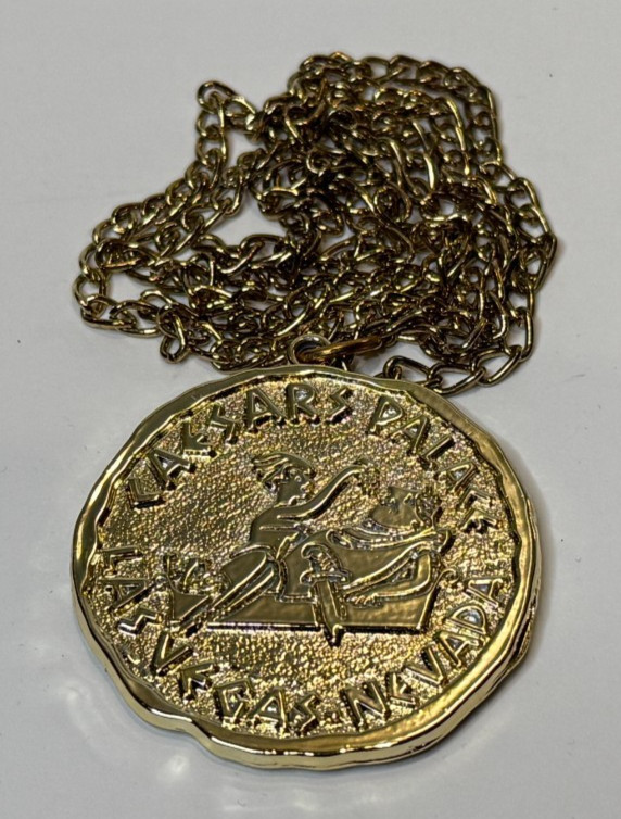 CAESARS PALACE CASINO GOLD TONE PENDANT MEDALLION NECKLACE SOUVENIR 1980’s VEGAS