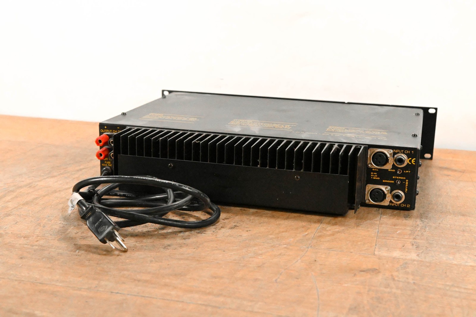 AB International 1650 2-Channel Power Amplifier CG01RRY