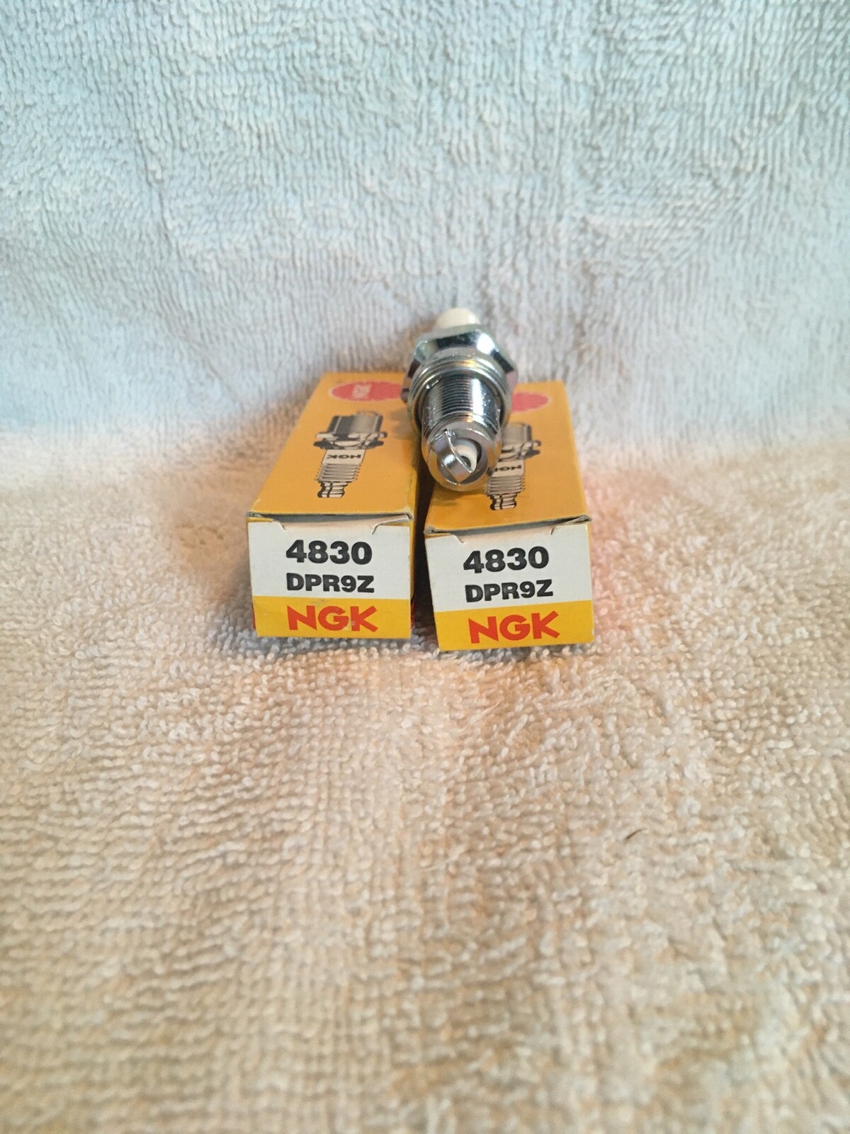 NGK Spark Plugs DPR9Z  4830  Threaded Stud SET OF 2 Honda XR250R XL250R XR200R