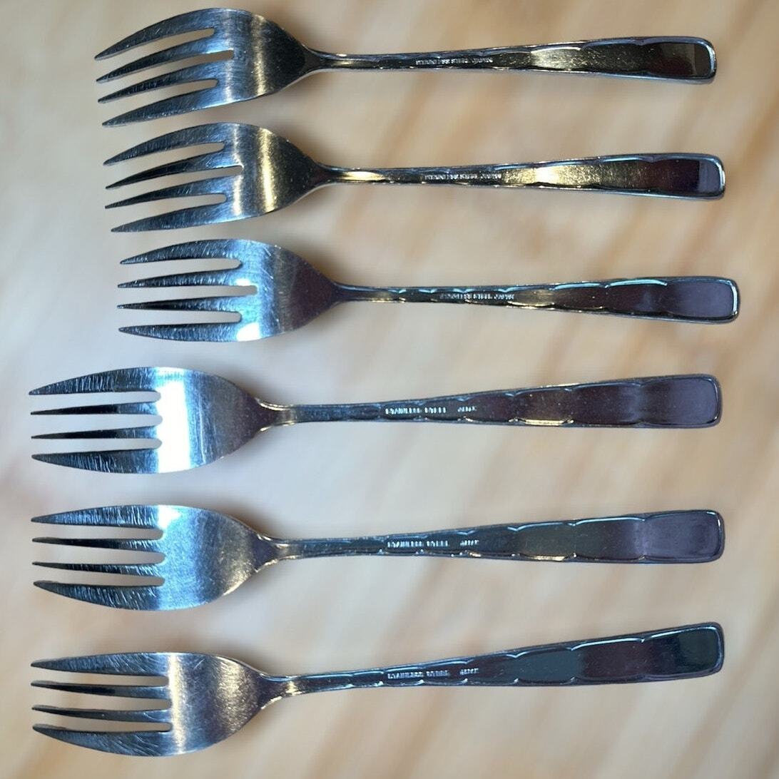 Vintage Stainless Flatware Japan Scalloped Edge Unknown Maker/Pattern 28 Pieces