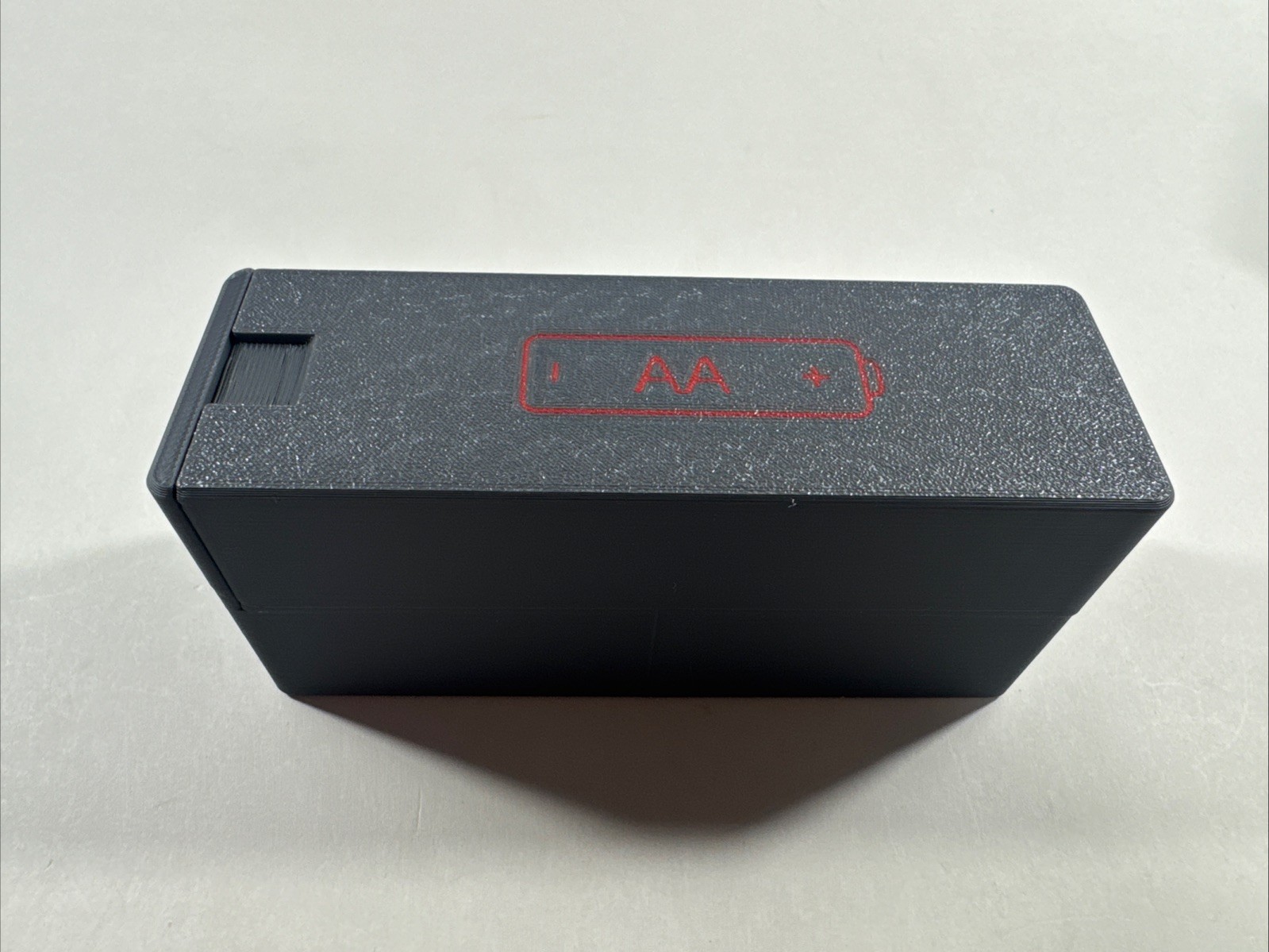 AA Battery Storage Container 14 Battery Capacity **Batteries Not Included**
