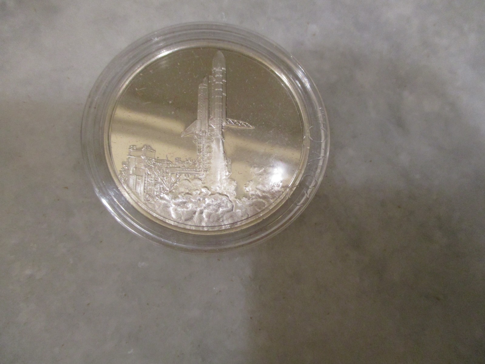 NASA SPACE SHUTTLE CHALLENGER SILVER COINS-2 IN MEMORY.999 +RETURN TO SPACE .925