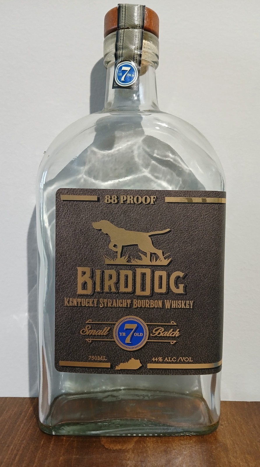Bird Dog Small Batch Aged 7 Years Kentucky Bourbon Whiskey Bottle Wood Top