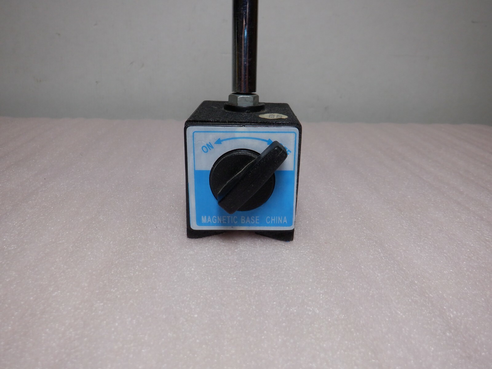 UNBRANDED MAGNETIC BASE