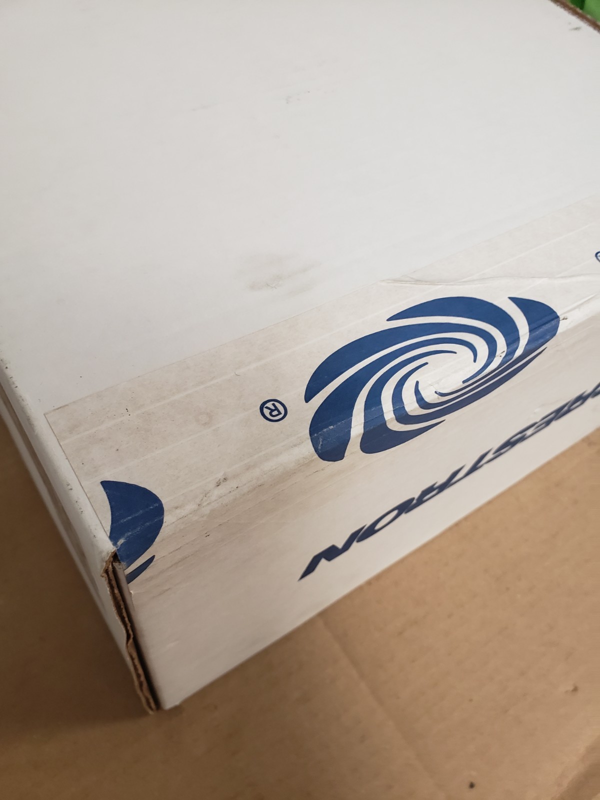 (NEW!) Crestron CCS-UC-1-X-T-V Tabletop Video Conference System