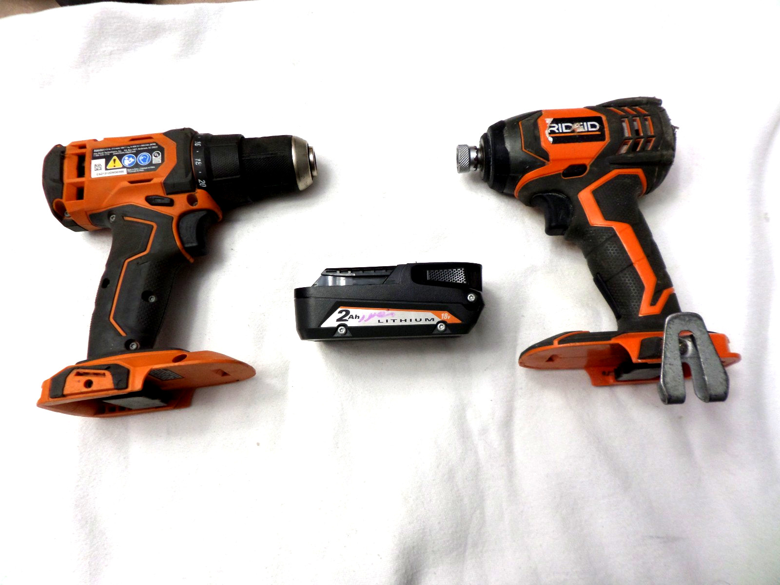 RIDGID 18V Cordless Kit: Drill R8600 & Impact Driver R 86034 + 1 Battery- Tested