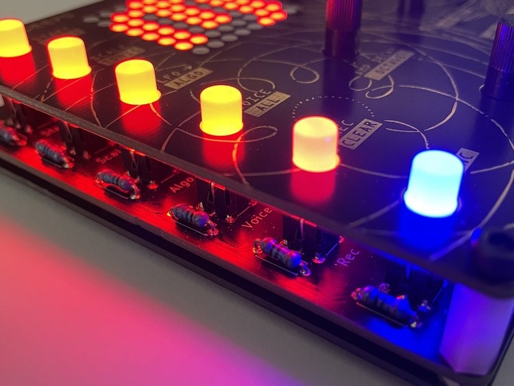 WIREHEAD INSTRUMENTS FREAQ FM : NEW : [DETROIT MODULAR]
