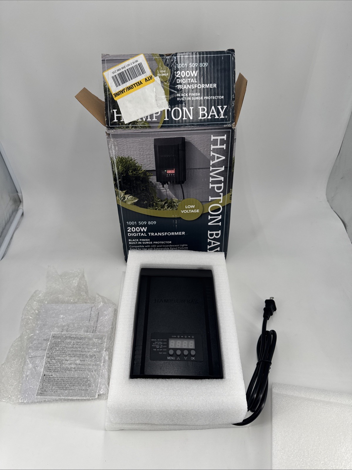 HAMPTON BAY 200W Low Voltage Digital Transformer BLACK Finish (1001 509 809)