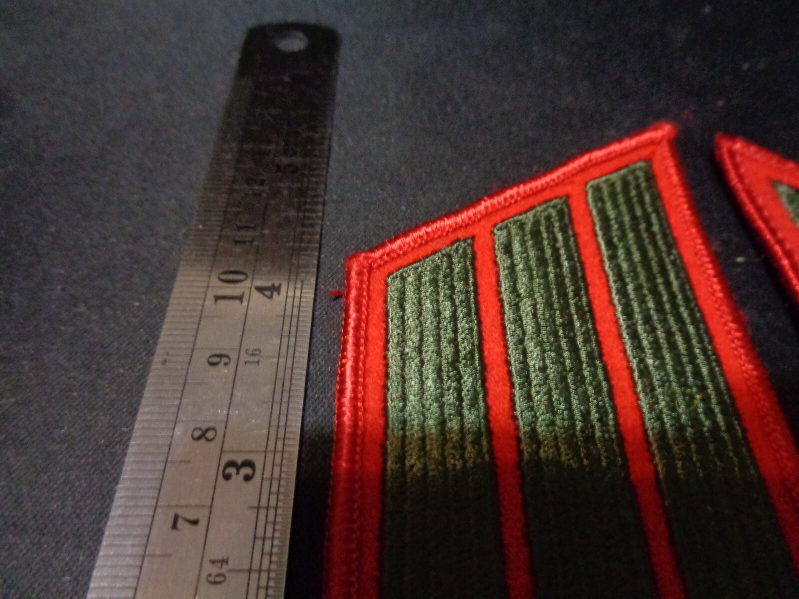 USMC US Marine Male Service Stripes 12 Years Semper Fidelis Green/Red
