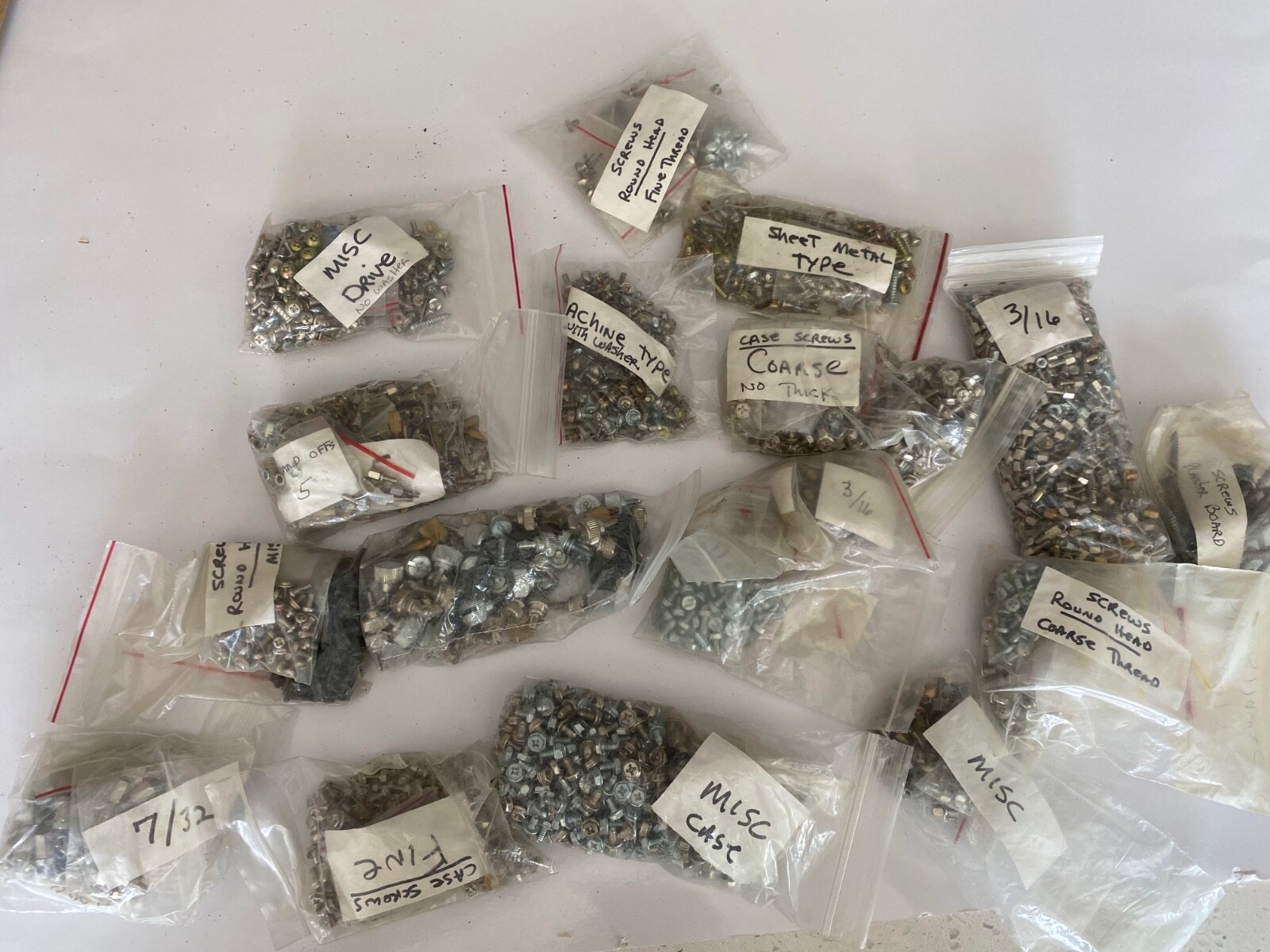 COMMODORE & OTHER VINTAGE COMPUTER SCREWS PART REPAIR LOT  NEW