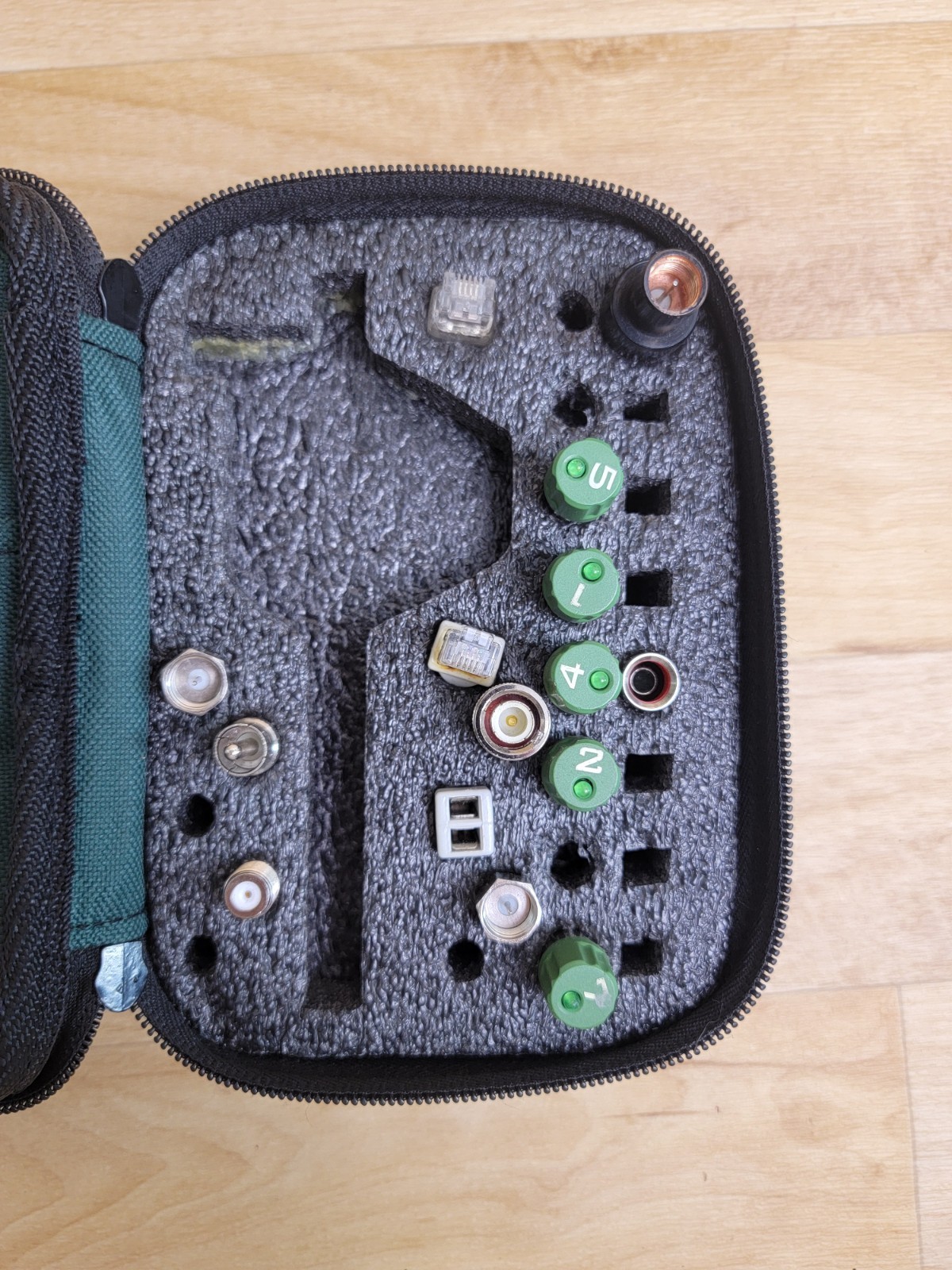 Fluke NX8 Pocket Toner Attachments And Case ONLY. Read