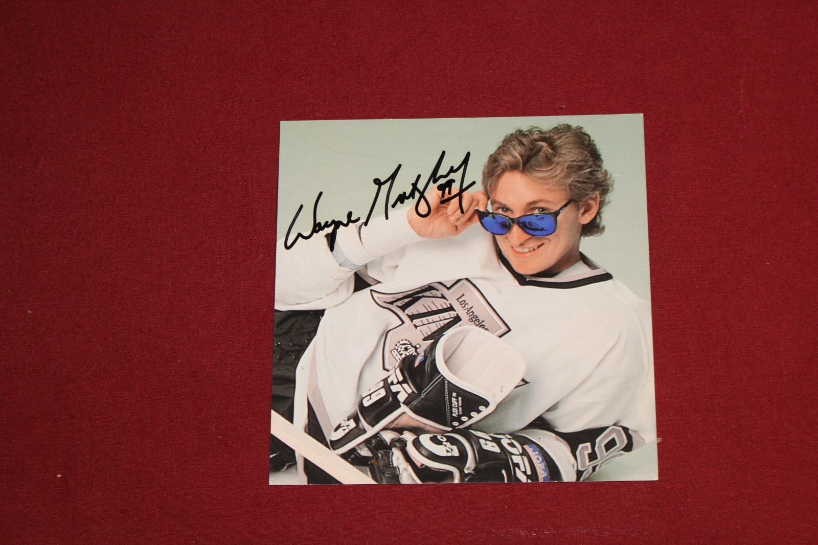 Vintage 1990's Wayne Gretzky Sunglasses Promotional Autograph Photo LA Kings!