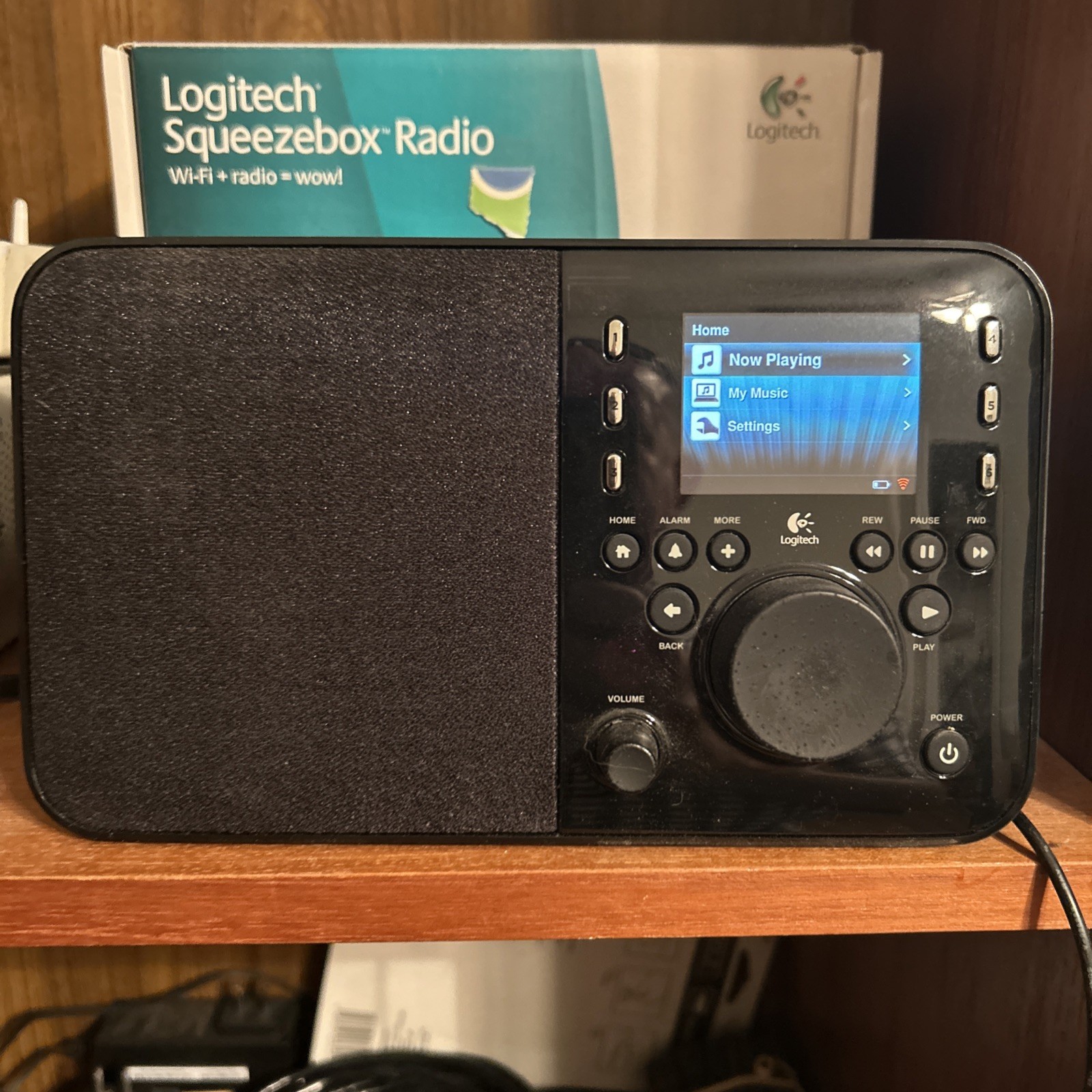 Logitech Squeezebox Radio X-R0001 Radio Media with AC Adapter Tested