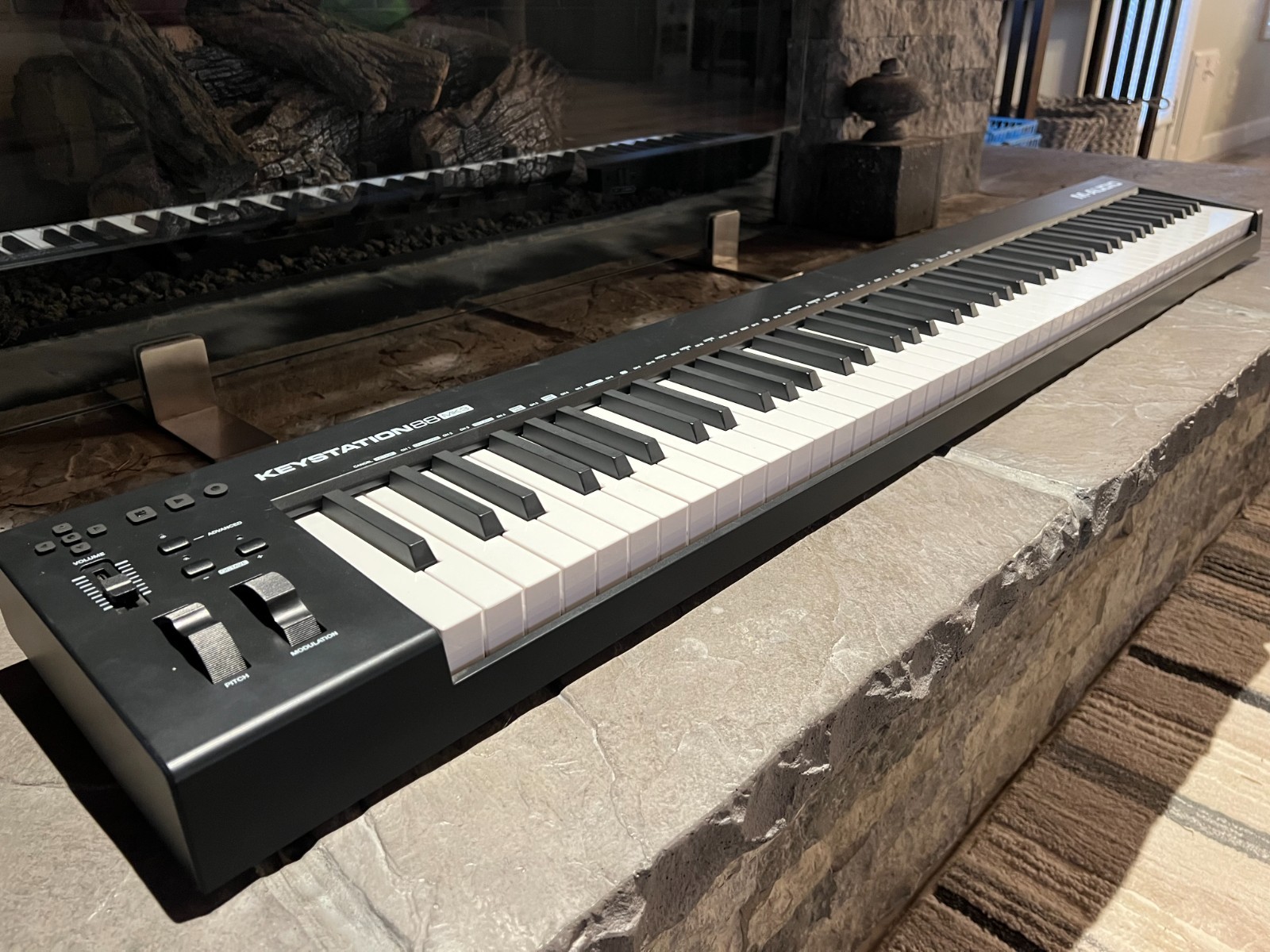 M-Audio Keystation 88 MK3 Keyboard Controller - Black