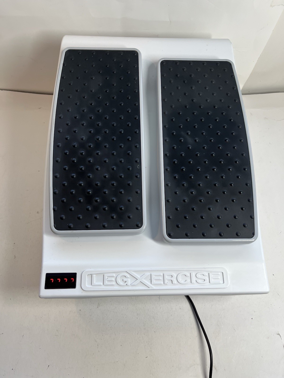 Legxercise Pro Motorized Leg Activator Machine LEGX-012 w/Adapter & Remote