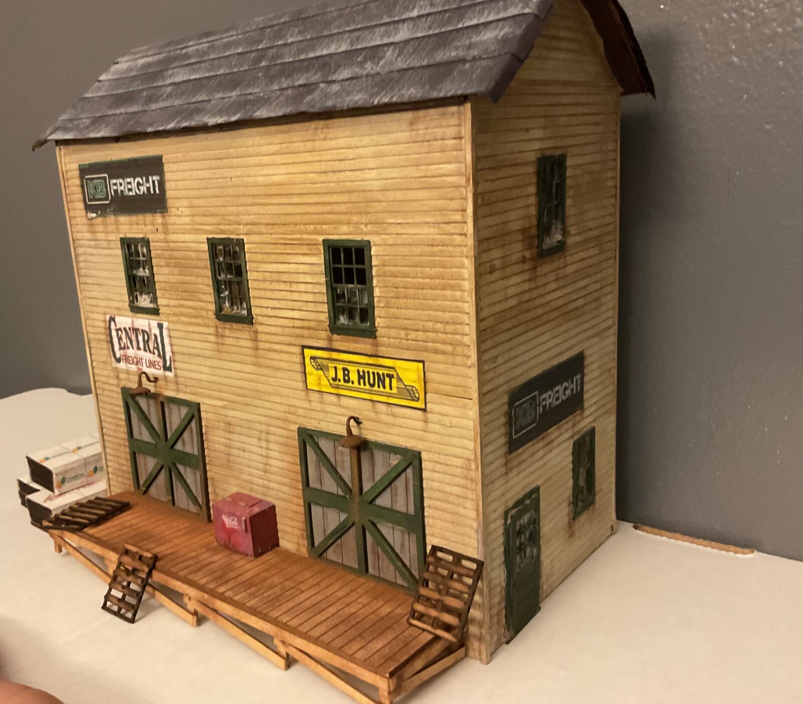 HO Scale KB Freight Structure Kit Laser Cut